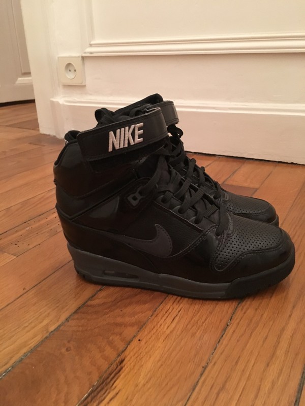 basket nike à talon