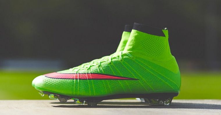 chaussures foot nike mercurial pas cher